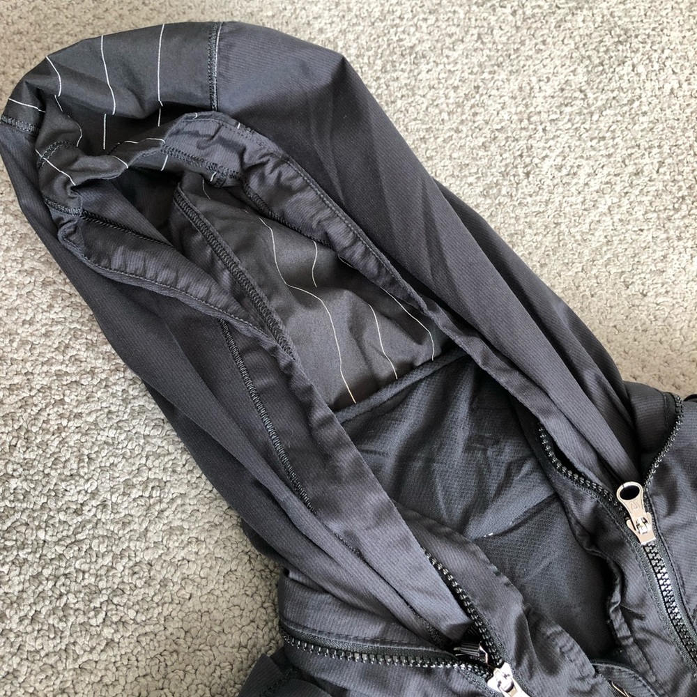 Lululemon Jacket - Picture 7 of 8